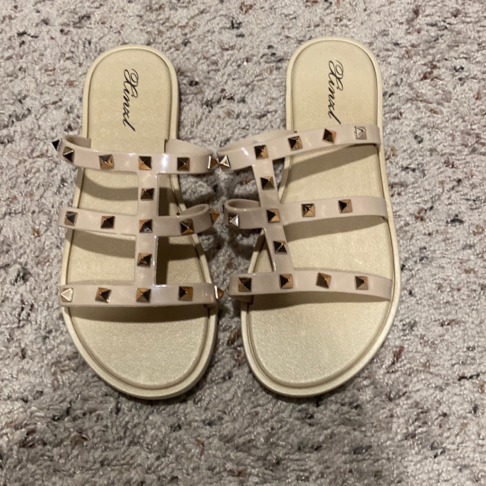 Jelly Studded Sandals